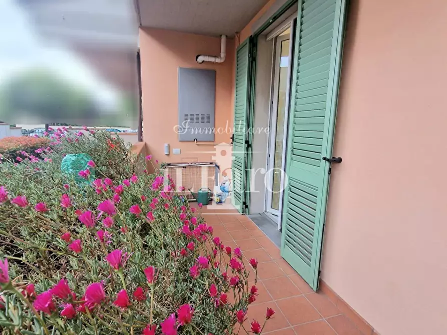 Immagine 44 di Appartamento in vendita  a Campi Bisenzio