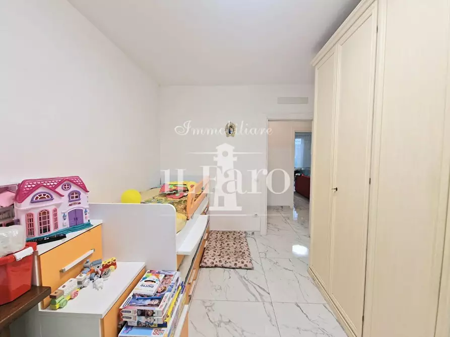 Immagine 22 di Appartamento in vendita  a Campi Bisenzio