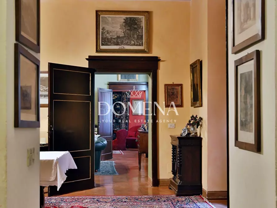 Immagine 33 di Appartamento in vendita  a Siena