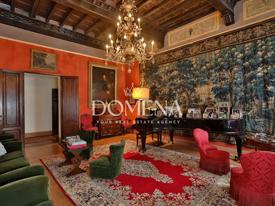 Immagine 7 di Appartamento in vendita  a Siena
