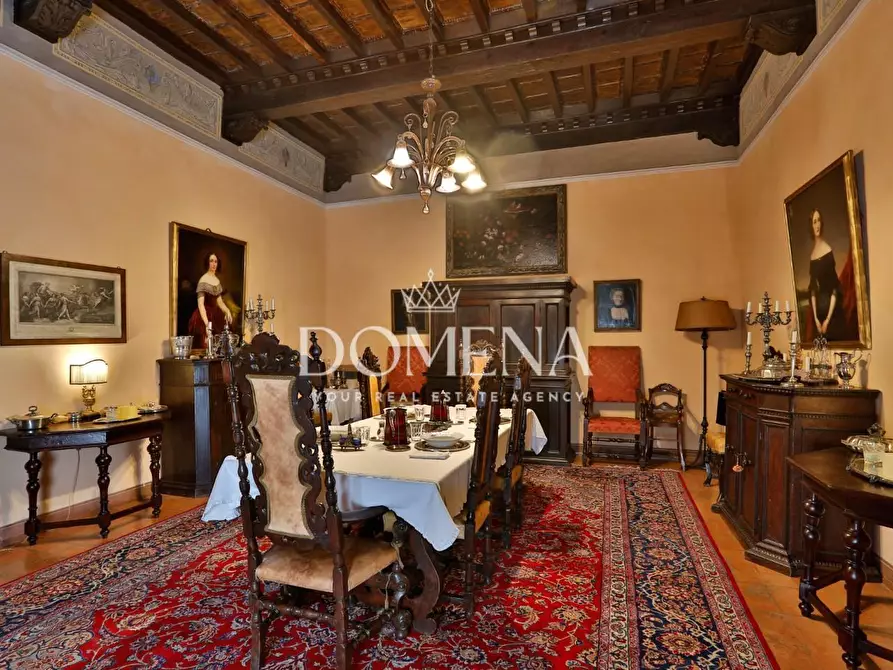 Immagine 12 di Appartamento in vendita  a Siena