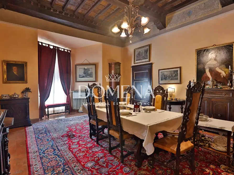 Immagine 14 di Appartamento in vendita  a Siena