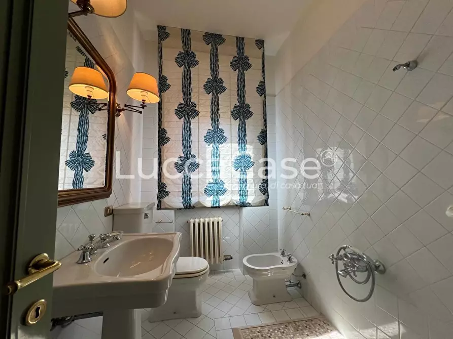 Immagine 34 di Appartamento in vendita  a Lucca