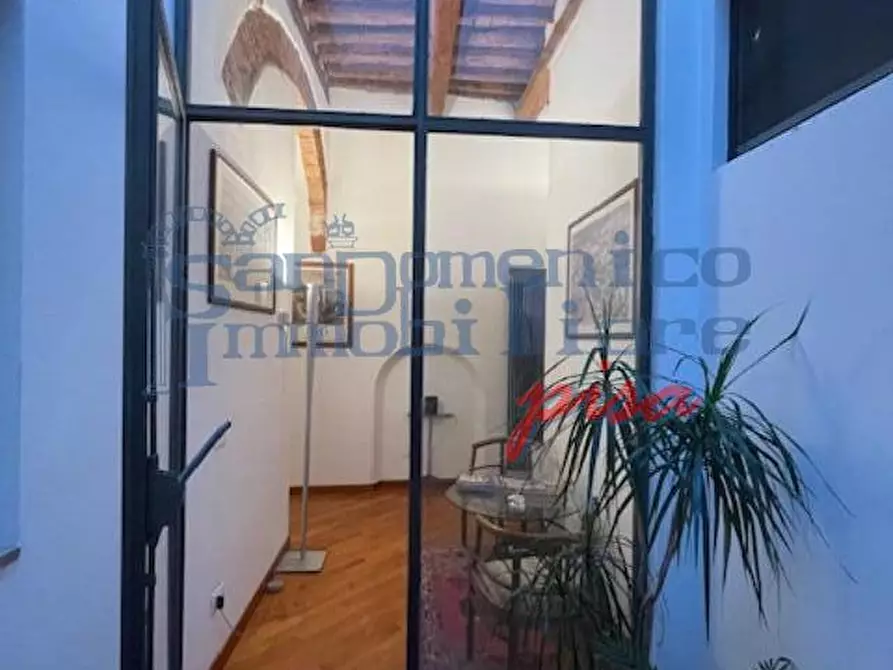 Immagine 1 di Appartamento in vendita  a Pisa