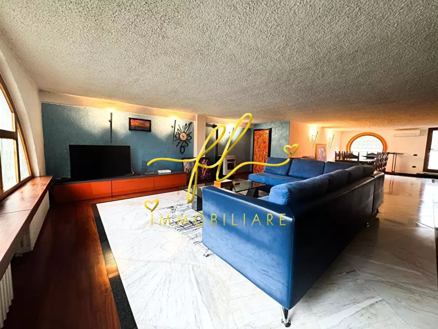 Immagine 13 di Villa in vendita  a Bibbona