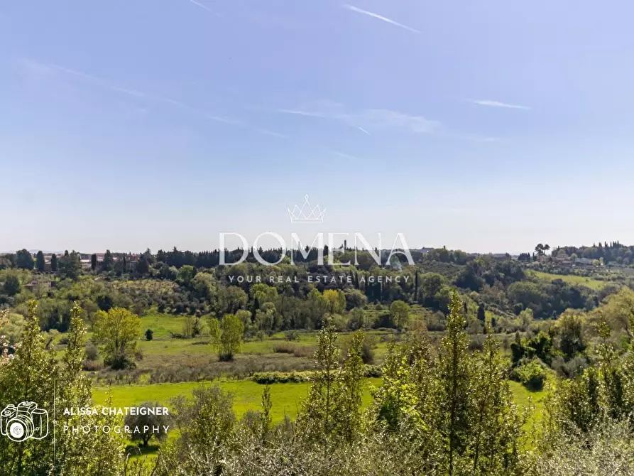 Immagine 35 di Appartamento in vendita  a Siena