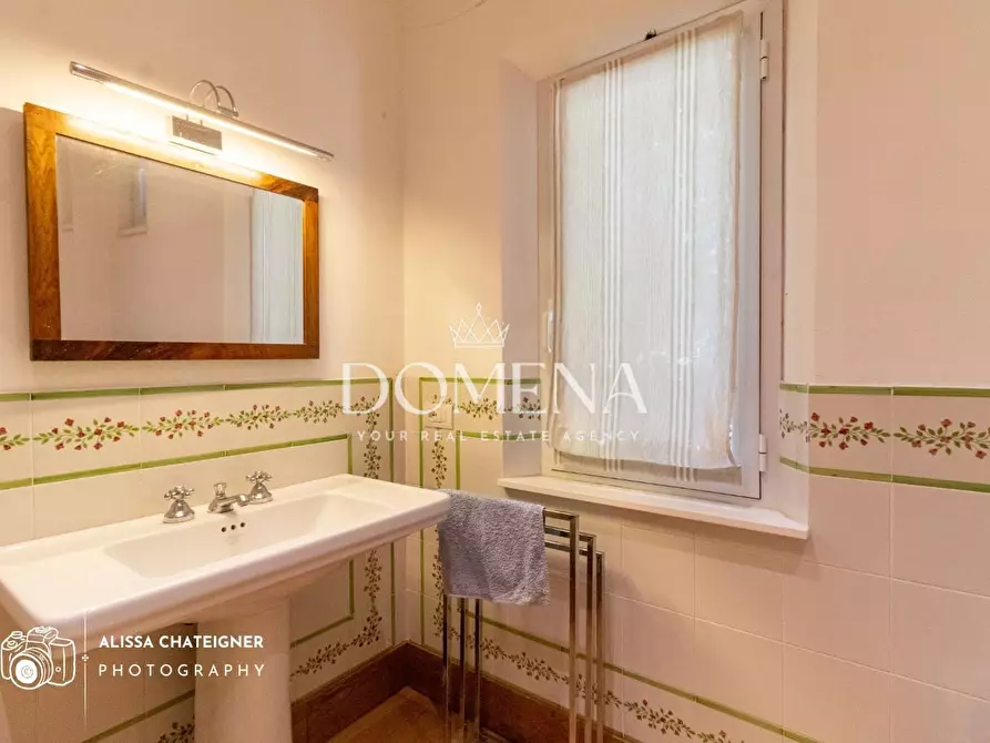 Immagine 23 di Appartamento in vendita  a Siena