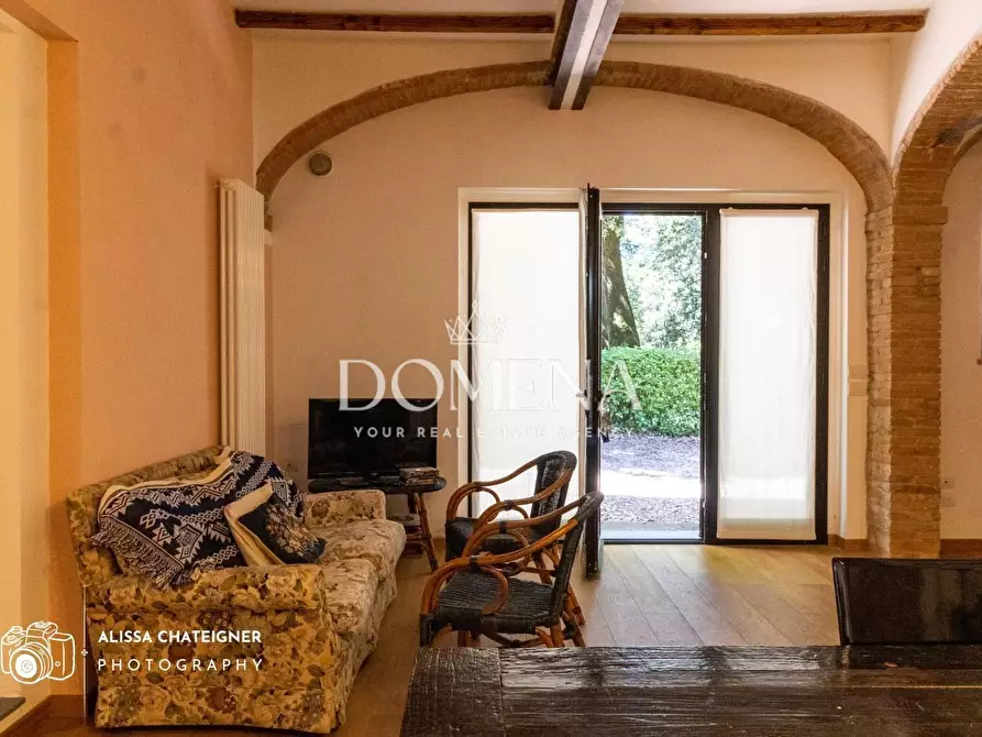 Immagine 9 di Appartamento in vendita  a Siena