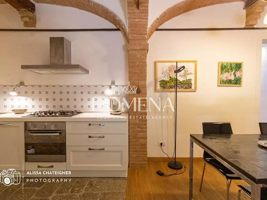 Immagine 6 di Appartamento in vendita  a Siena