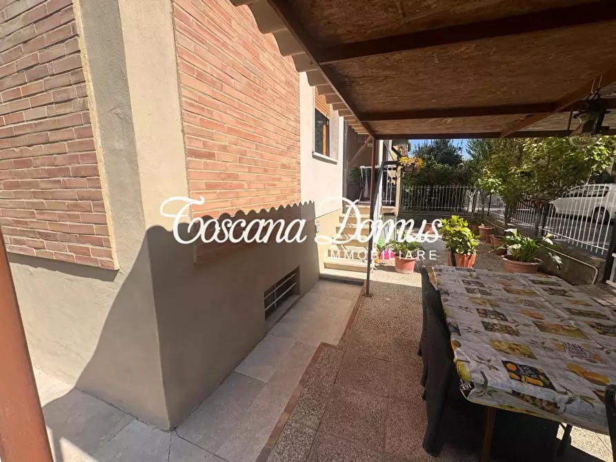 Immagine 12 di Appartamento in vendita  a Siena