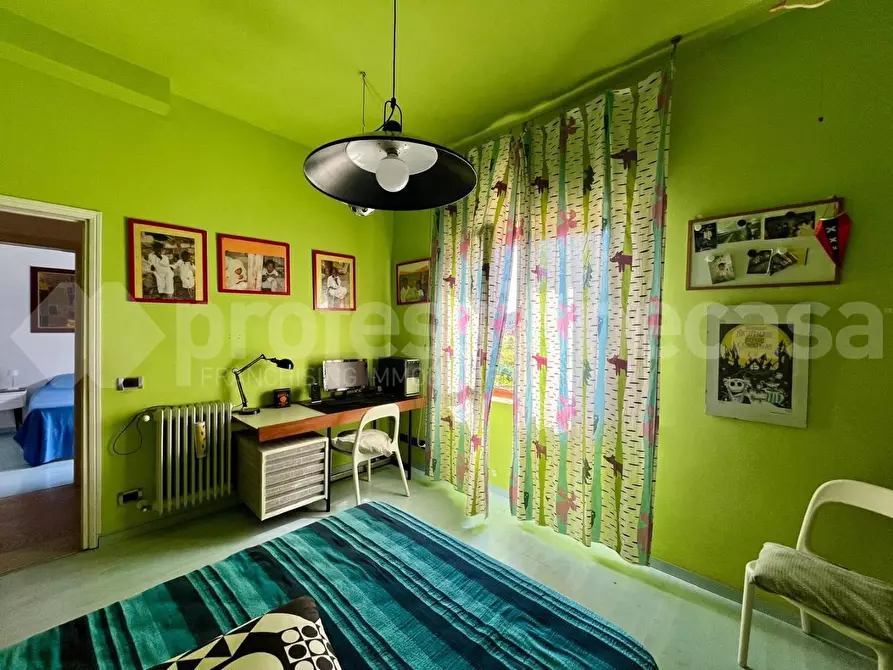 Immagine 20 di Appartamento in vendita  a Lucca