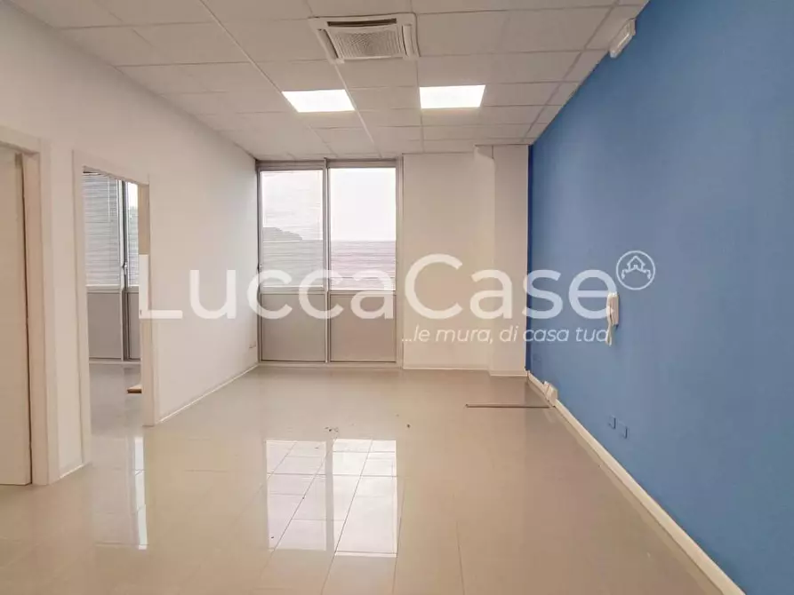 Immagine 2 di Ufficio in affitto  a Pisa