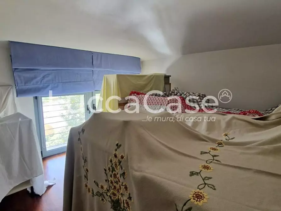 Immagine 8 di Appartamento in vendita  a Lucca