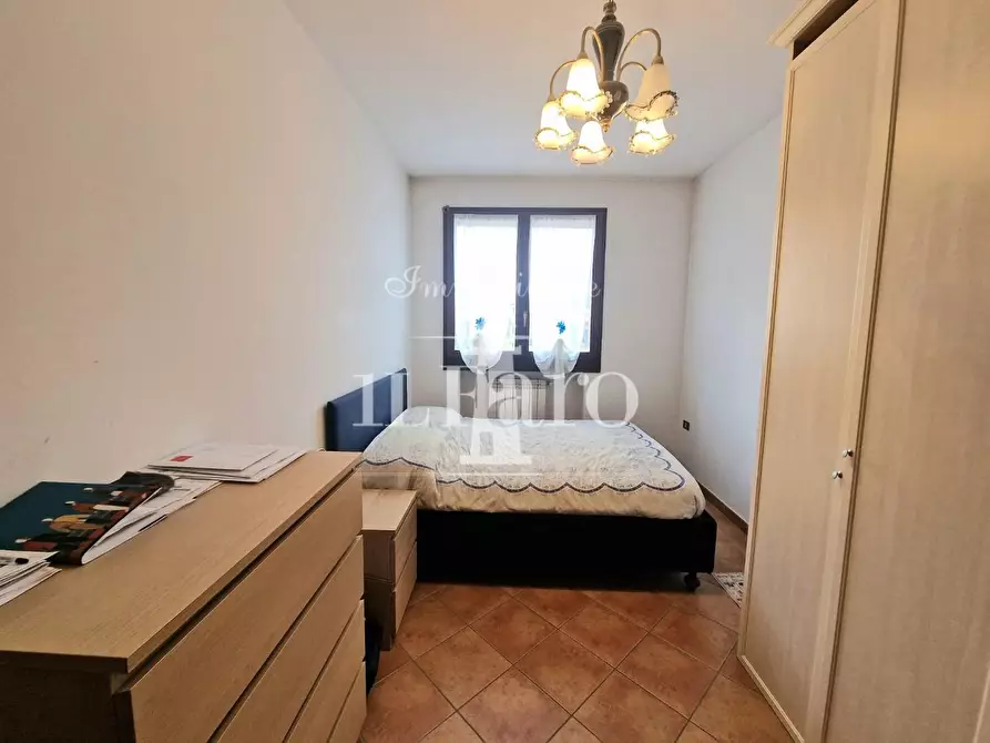 Immagine 20 di Appartamento in vendita  a Campi Bisenzio