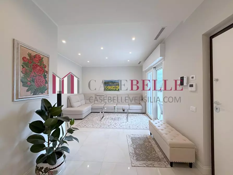Immagine 4 di Appartamento in vendita  a Camaiore