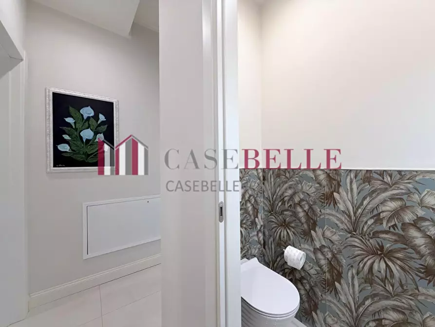 Immagine 18 di Appartamento in vendita  a Camaiore