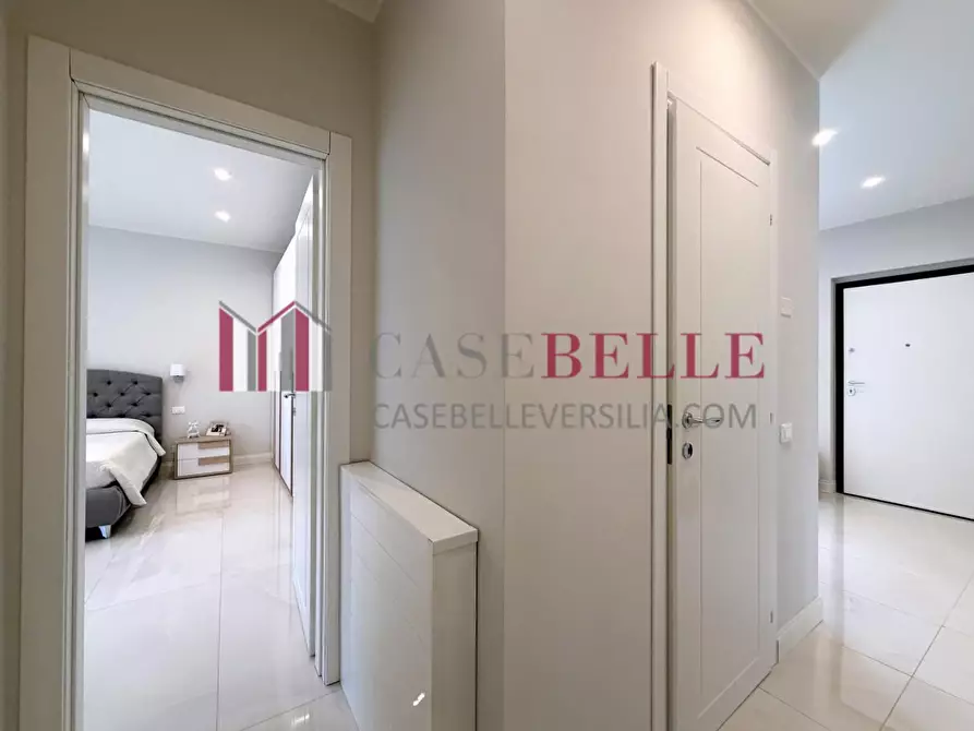 Immagine 31 di Appartamento in vendita  a Camaiore