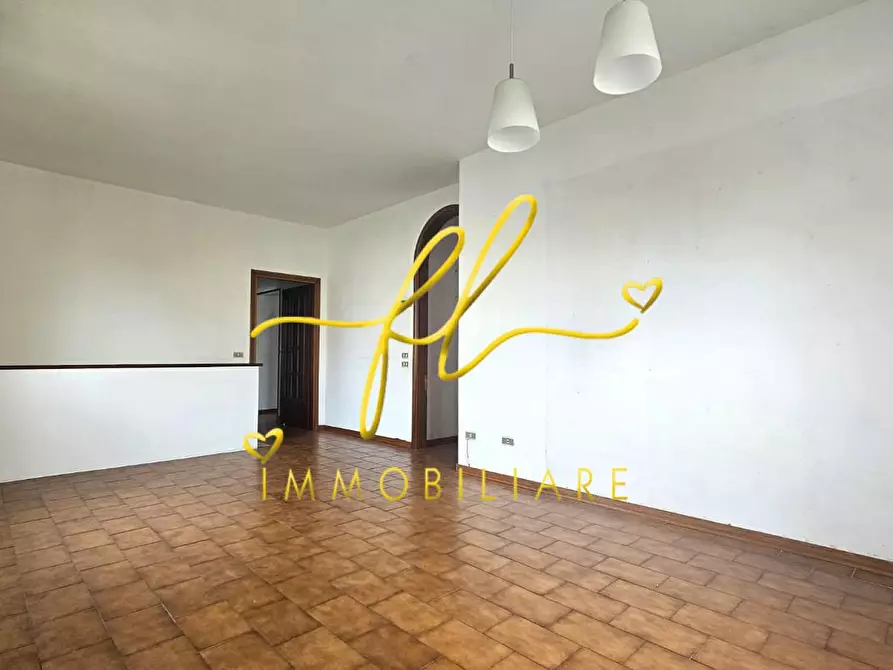Immagine 2 di Appartamento in vendita  a Rosignano Marittimo