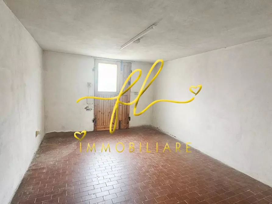 Immagine 19 di Appartamento in vendita  a Rosignano Marittimo