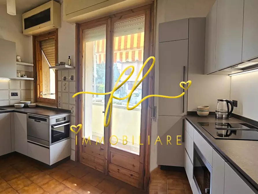 Immagine 4 di Appartamento in vendita  a Rosignano Marittimo