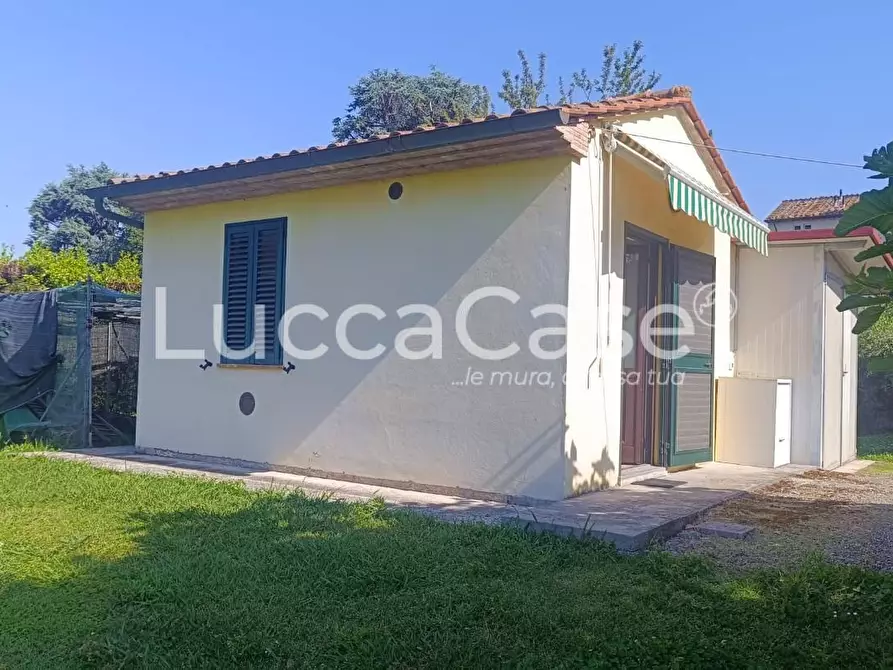 Immagine 19 di Casa indipendente in vendita  a Capannori