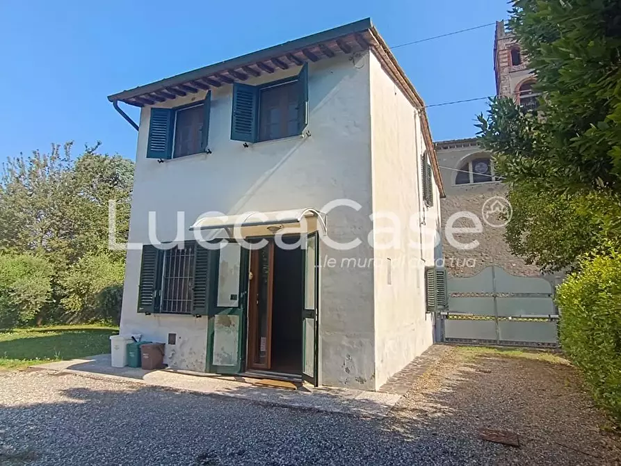 Immagine 22 di Casa indipendente in vendita  a Capannori