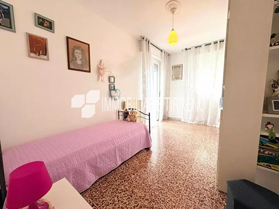 Immagine 27 di Appartamento in vendita  a Massa