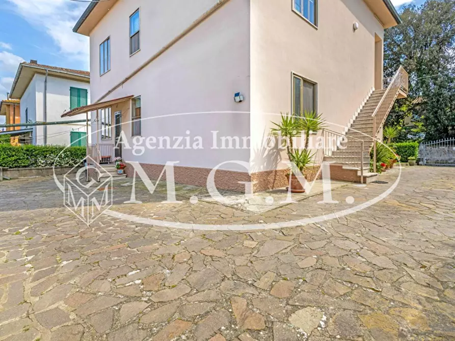 Immagine 7 di Casa indipendente in vendita  a Pontedera