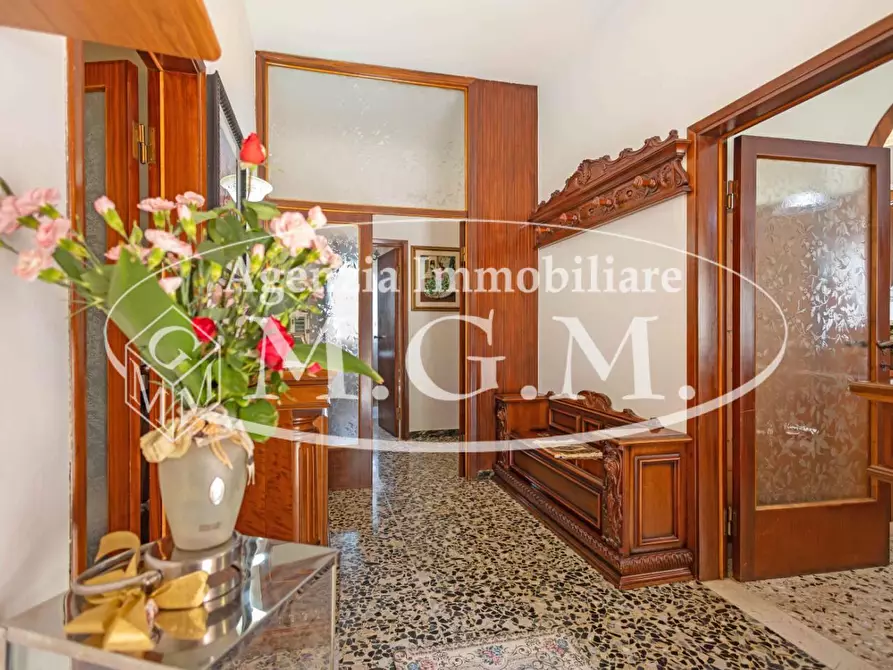 Immagine 10 di Casa indipendente in vendita  a Pontedera