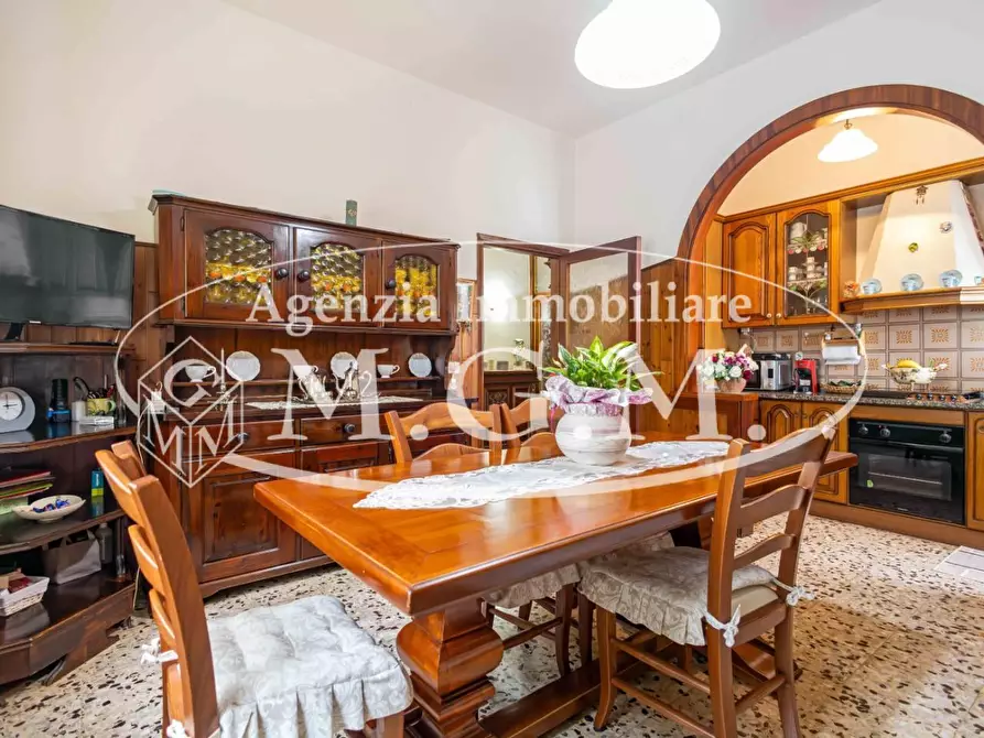 Immagine 12 di Casa indipendente in vendita  a Pontedera