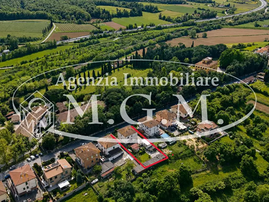 Immagine 63 di Casa indipendente in vendita  a Pontedera
