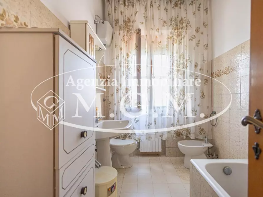 Immagine 46 di Casa indipendente in vendita  a Pontedera