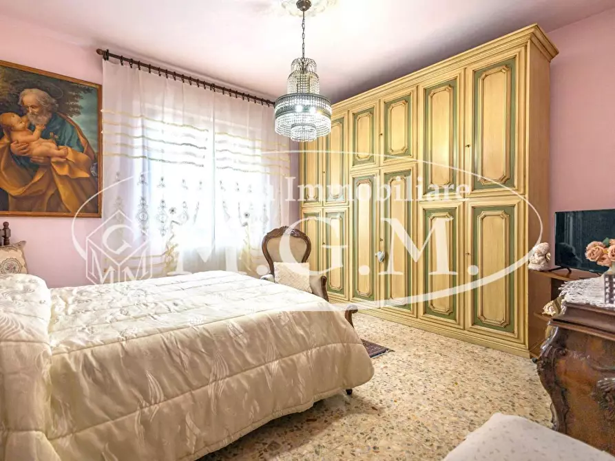 Immagine 20 di Casa indipendente in vendita  a Pontedera