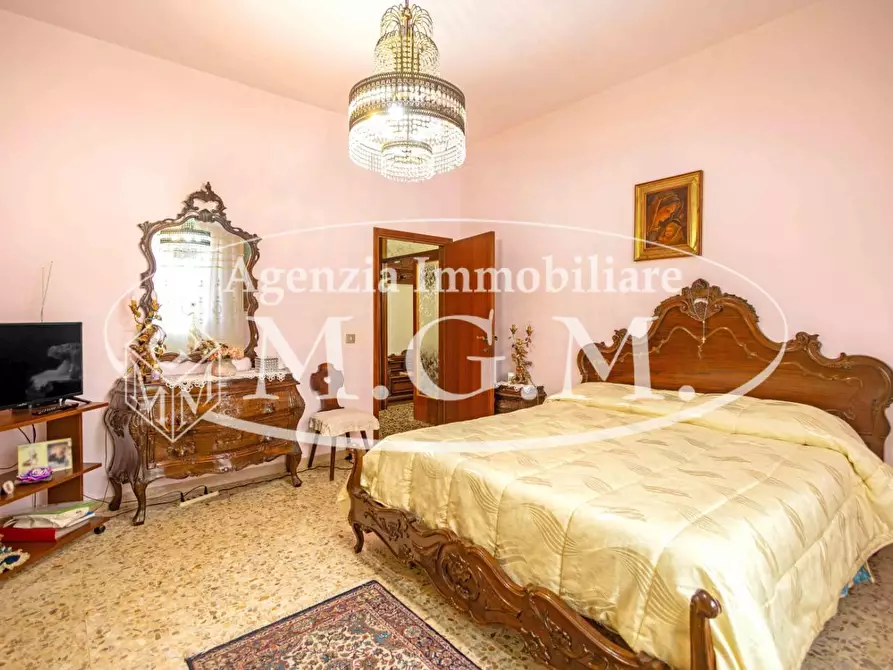 Immagine 23 di Casa indipendente in vendita  a Pontedera