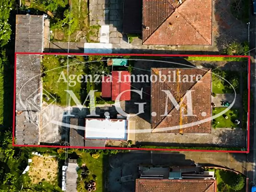 Immagine 66 di Casa indipendente in vendita  a Pontedera