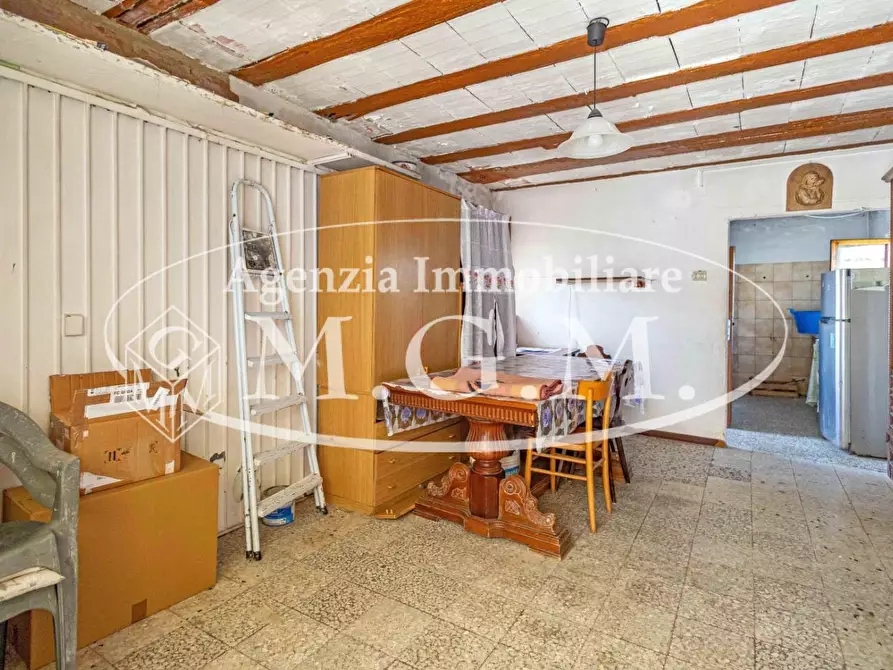 Immagine 37 di Casa indipendente in vendita  a Pontedera