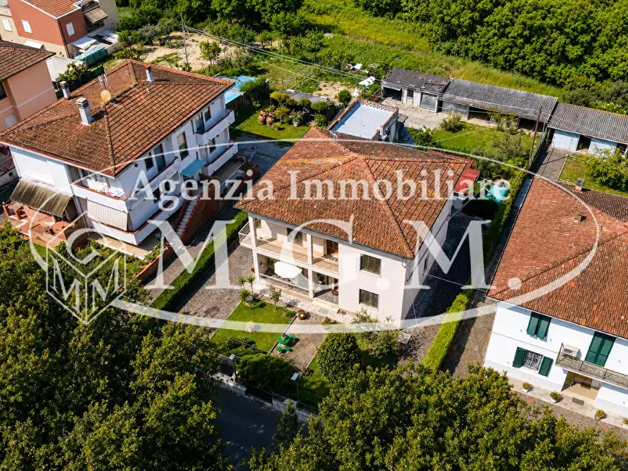 Immagine 59 di Casa indipendente in vendita  a Pontedera