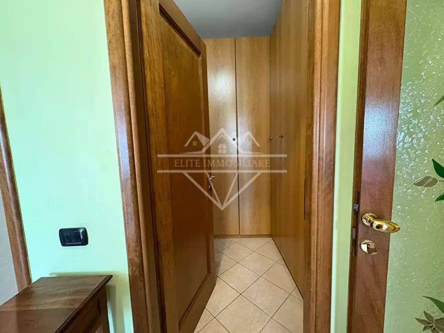 Immagine 19 di Casa bifamiliare in vendita  a Ortonovo
