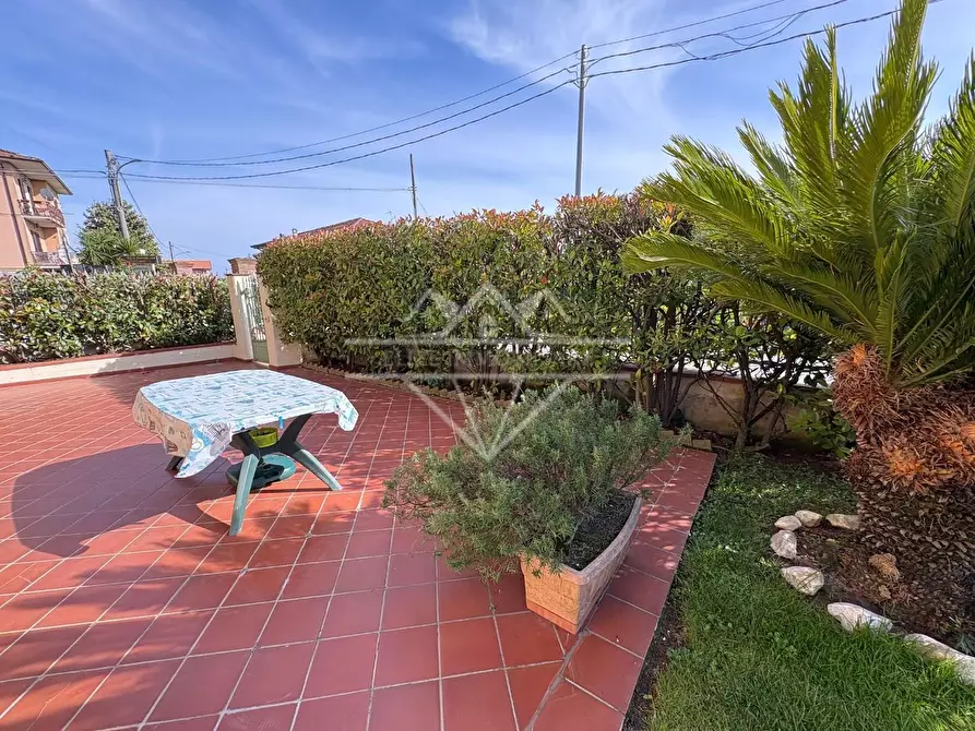 Immagine 22 di Casa bifamiliare in vendita  a Ortonovo