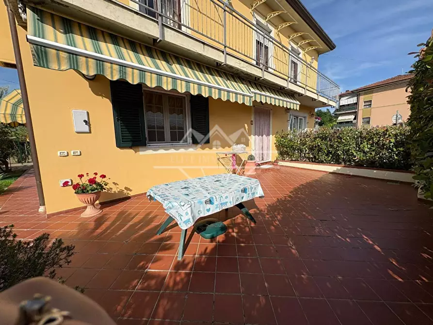 Immagine 26 di Casa bifamiliare in vendita  a Ortonovo