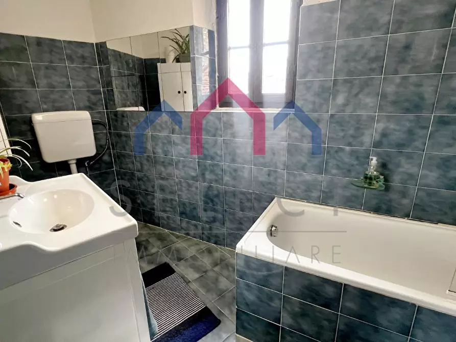 Immagine 23 di Terratetto in vendita  a Bagni Di Lucca