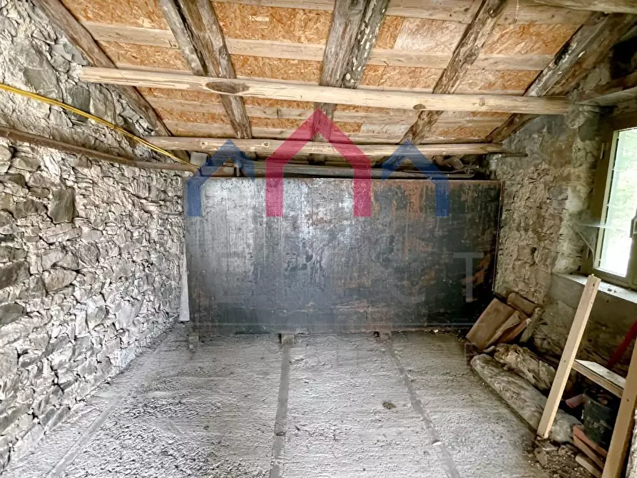 Immagine 30 di Terratetto in vendita  a Bagni Di Lucca