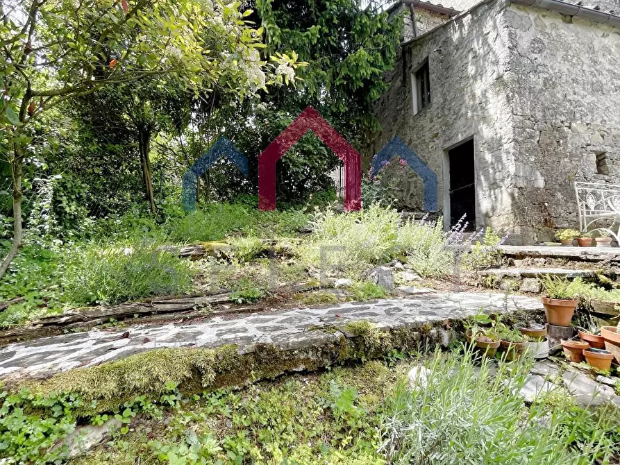 Immagine 38 di Terratetto in vendita  a Bagni Di Lucca