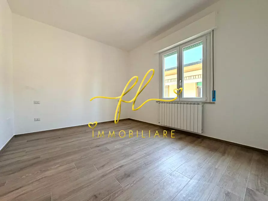 Immagine 22 di Appartamento in vendita  a Cecina