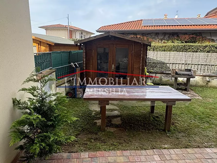 Immagine 25 di Villetta a schiera in vendita  a Massa