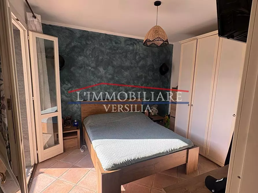 Immagine 12 di Villetta a schiera in vendita  a Massa