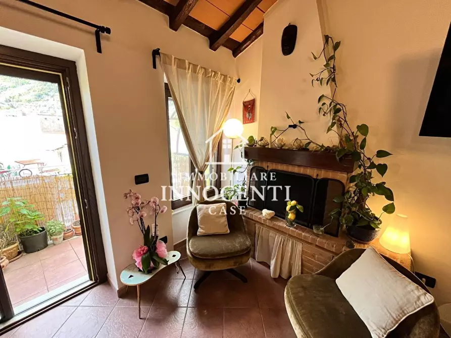 Immagine 4 di Appartamento in vendita  a Massa