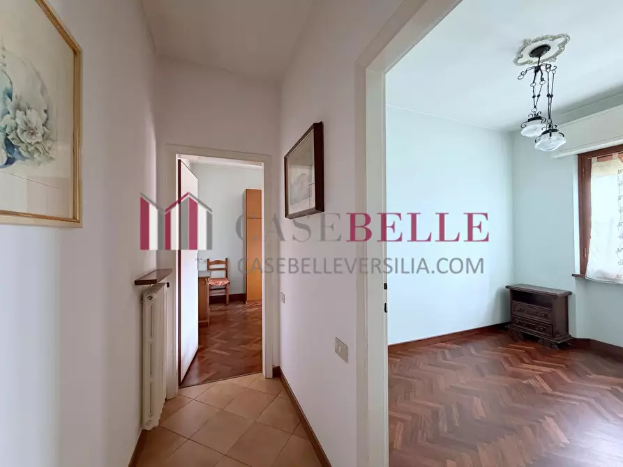 Immagine 28 di Casa indipendente in vendita  a Pietrasanta