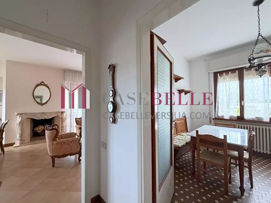 Immagine 10 di Casa indipendente in vendita  a Pietrasanta