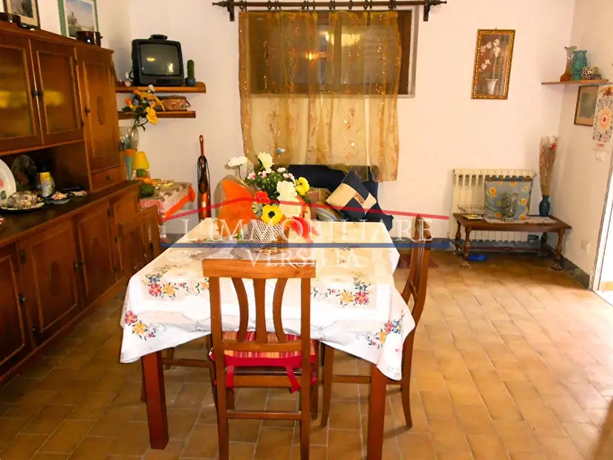 Immagine 15 di Appartamento in vendita  a Carrara